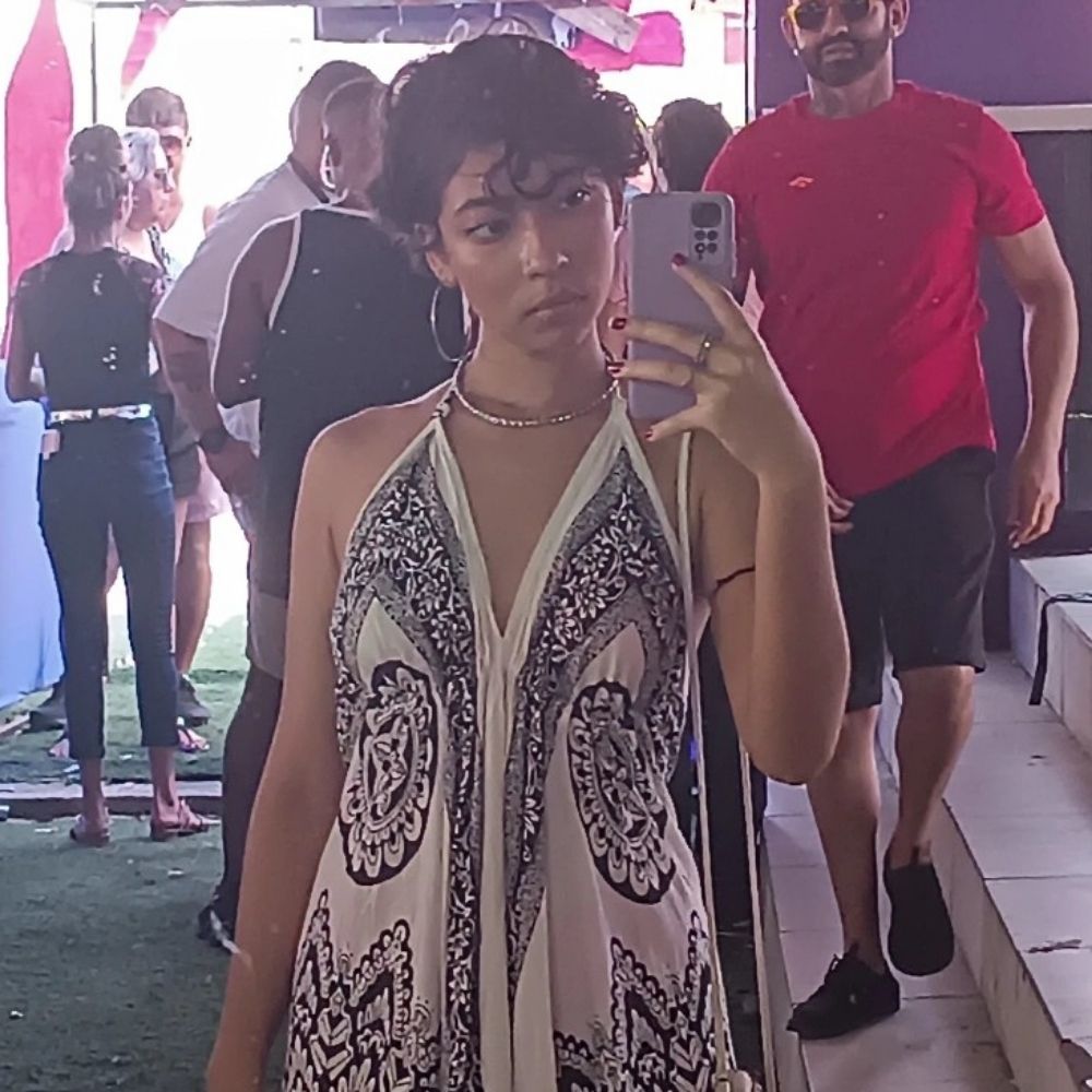inimiga da verdade