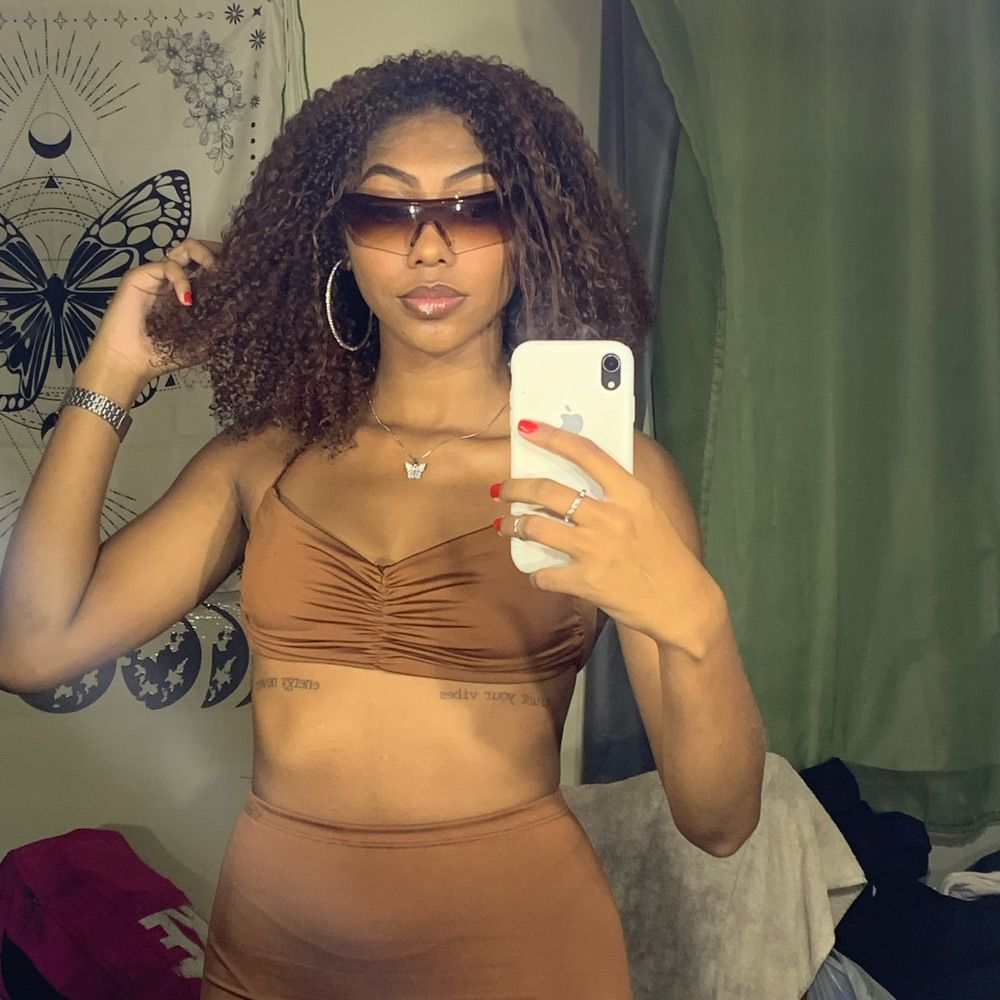 L.🥥