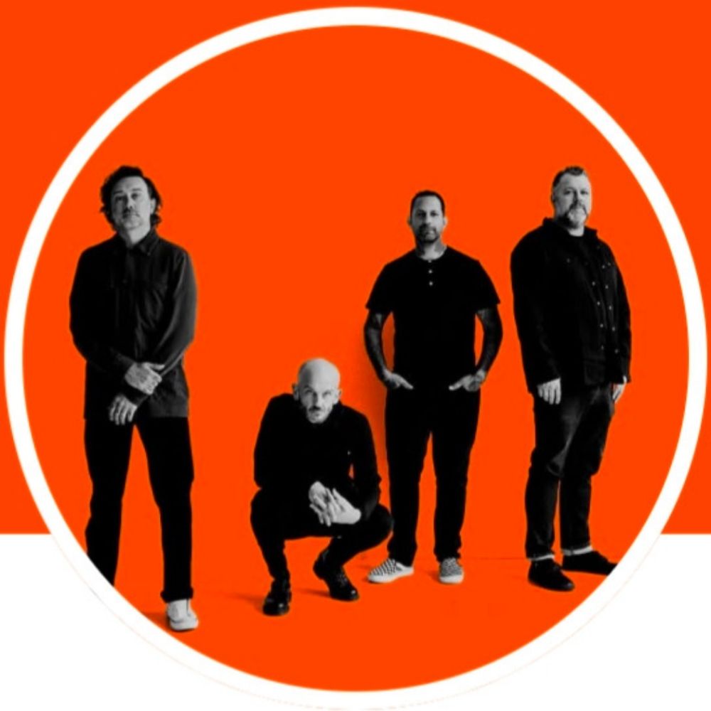 Rise Against fan page