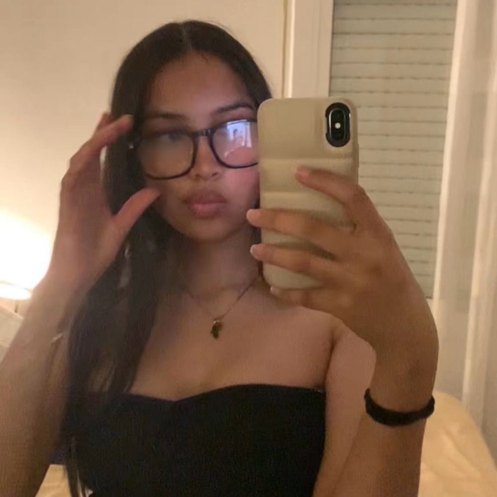 vy