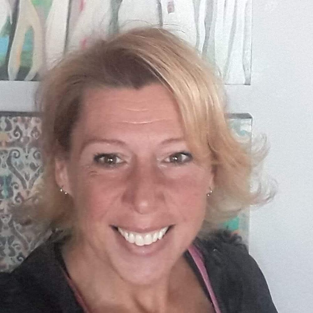 Tricia the Gratitude Journal Lady