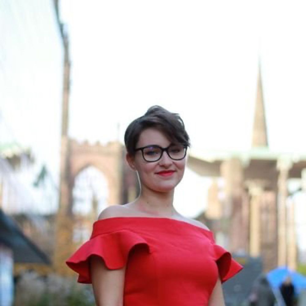 Dr Paula Ghintuiala