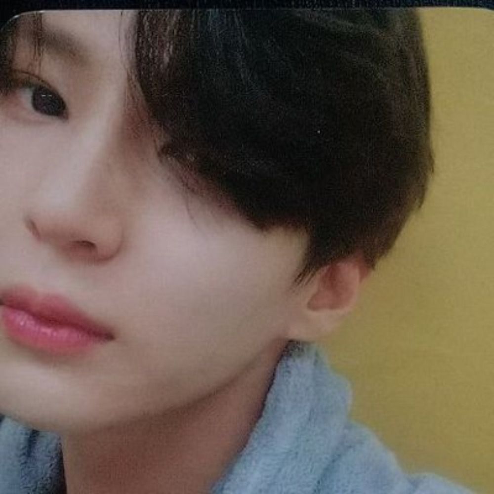 Taek's Izzy | ~ #1 White Taektod Enthusiast ~