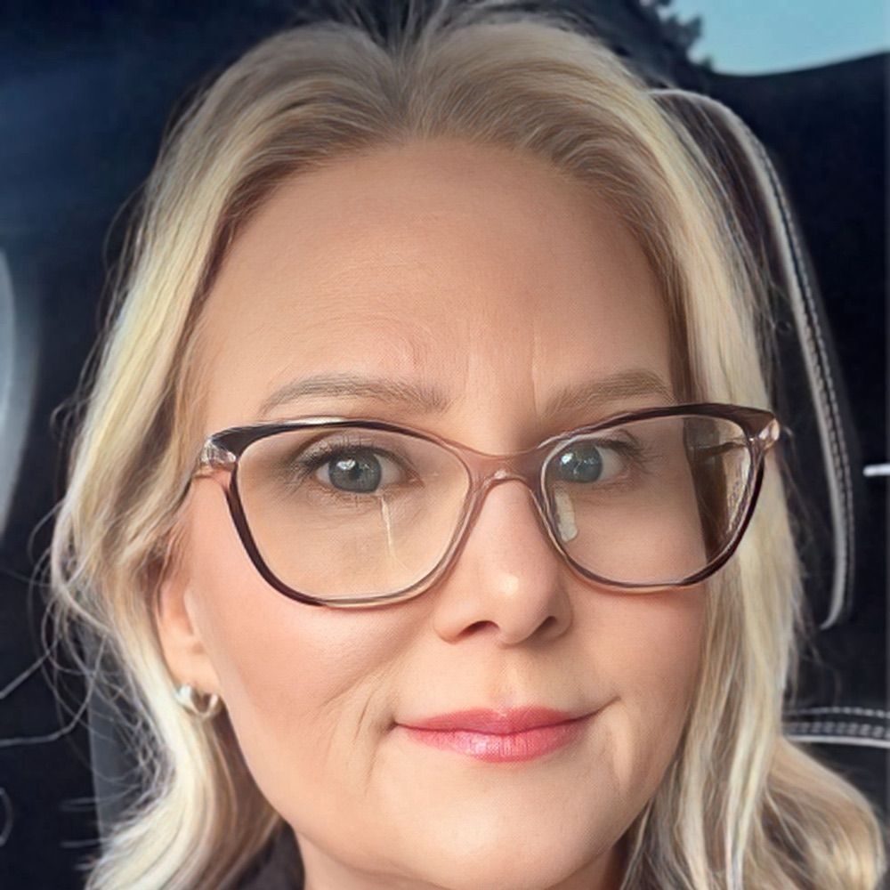 Suzanne Guinn