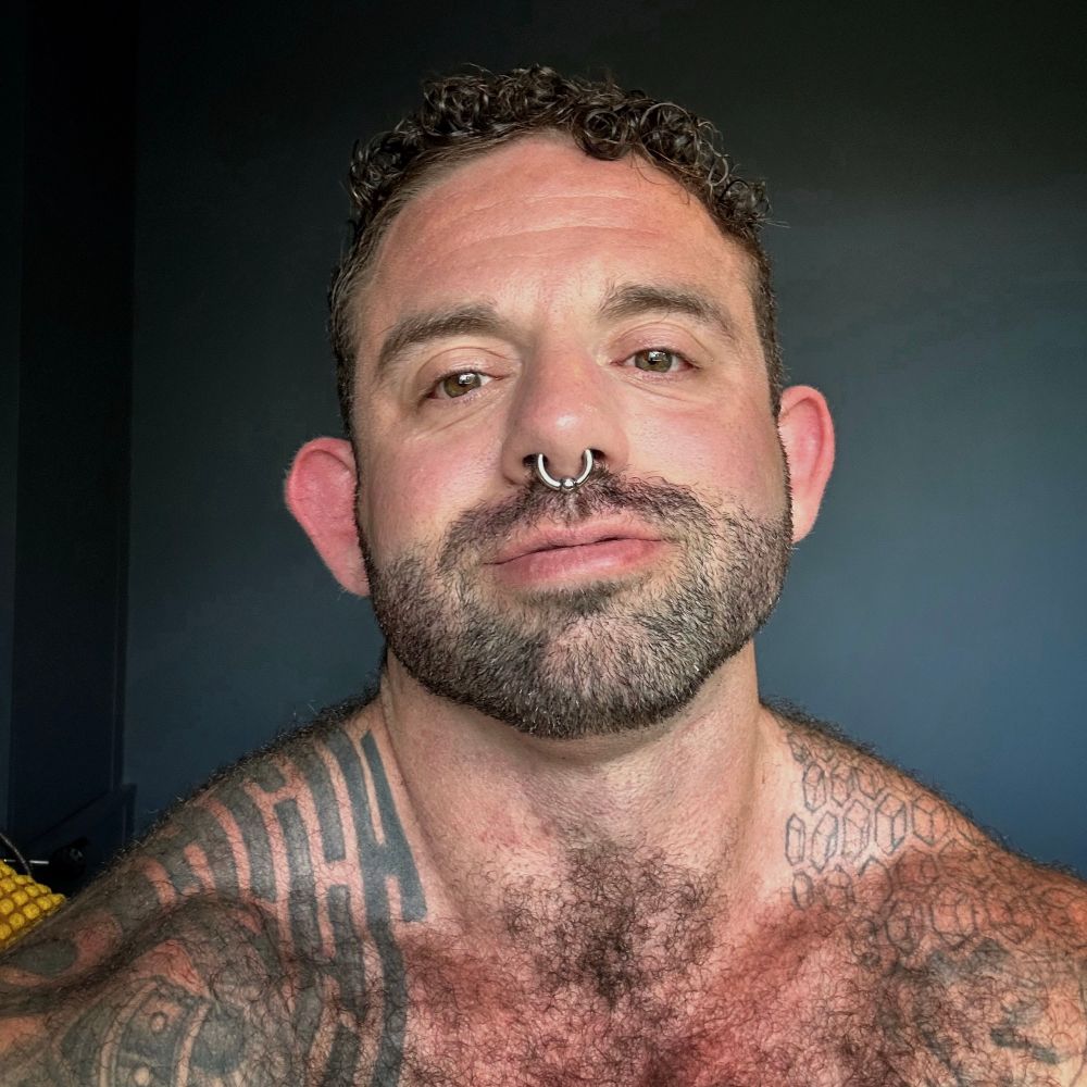 Bull Barrett 💪🏻🇬🇧🏳️‍🌈