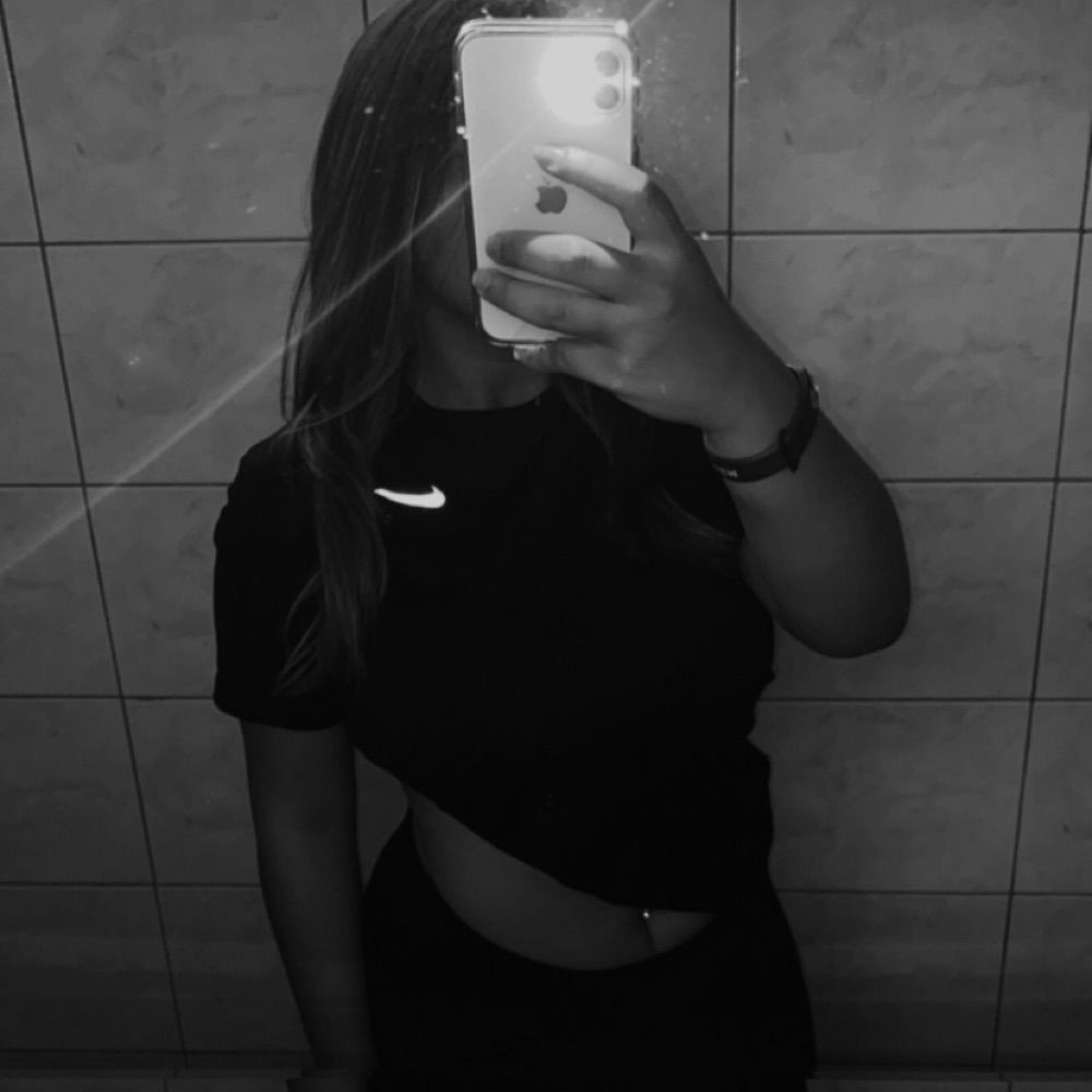 𝓜𝓪𝓷𝓾 𝓓.