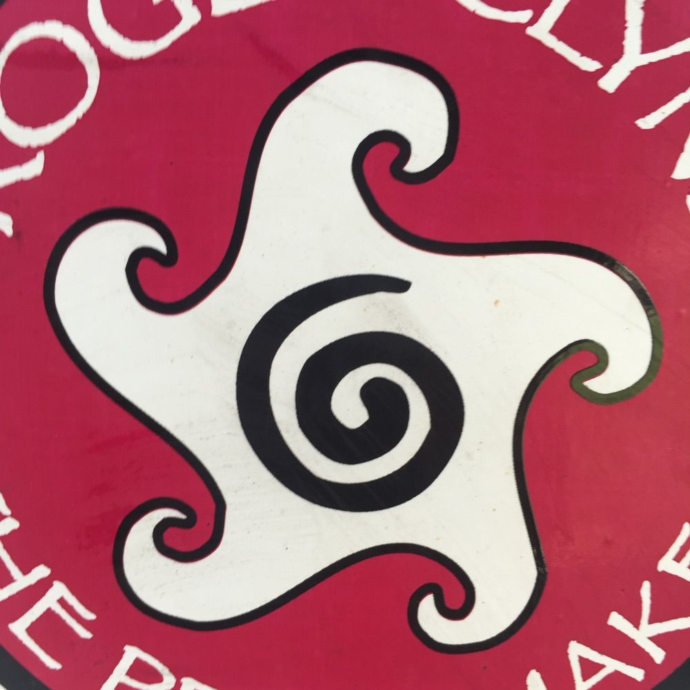Roger Clyne & The Peacemakers