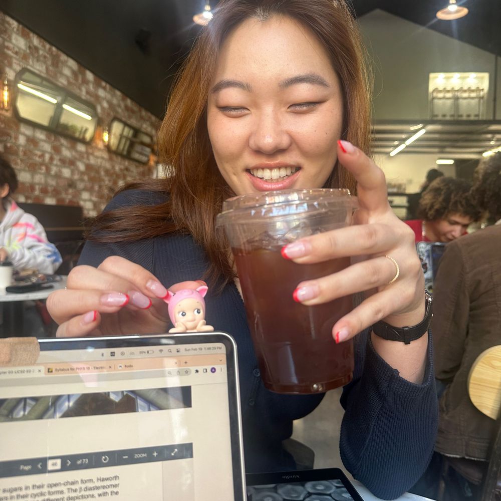 Linda Chong 