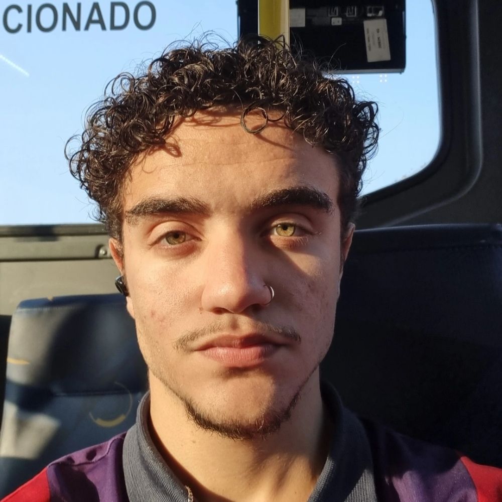 Kauan as Padre