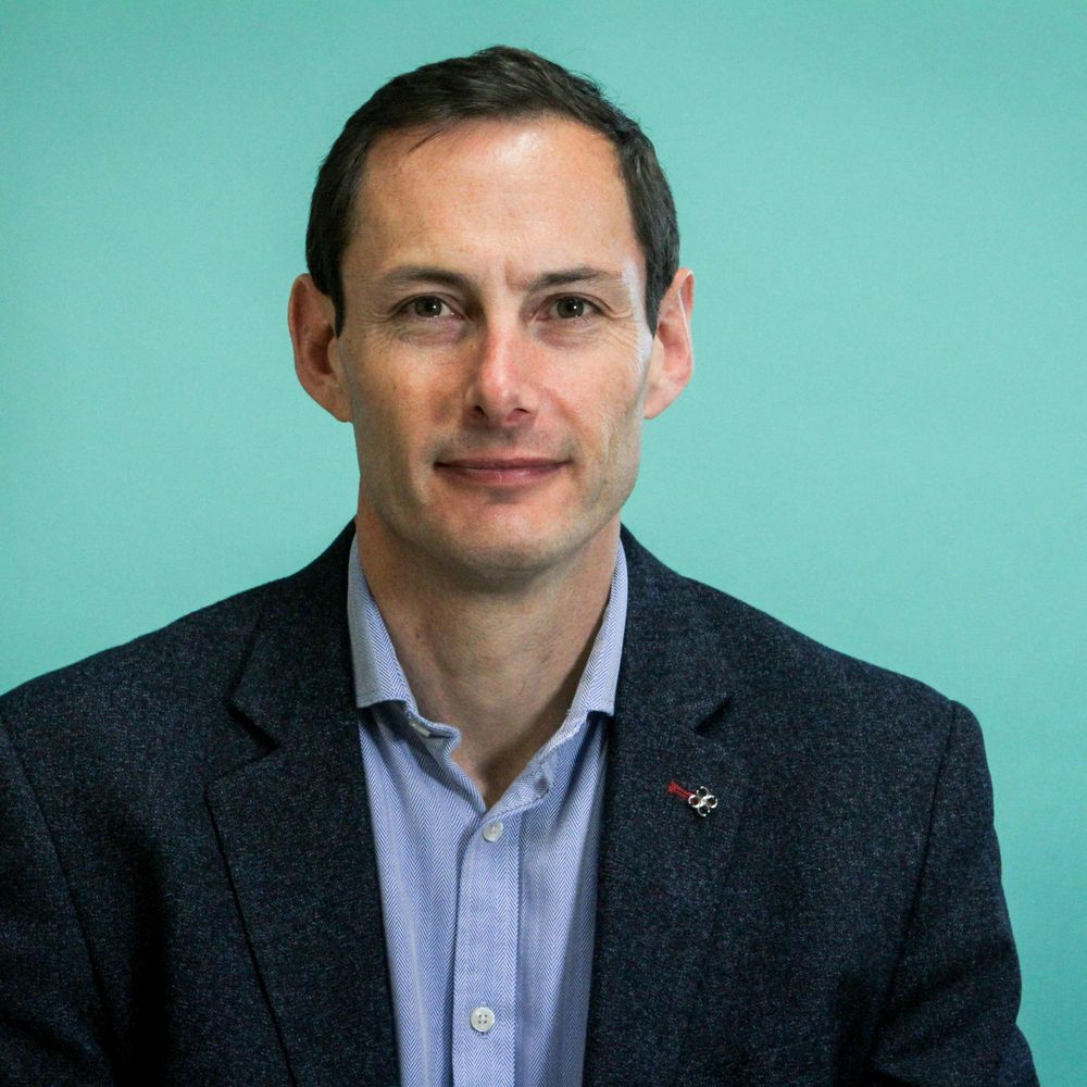 Prof Andrew R Thompson