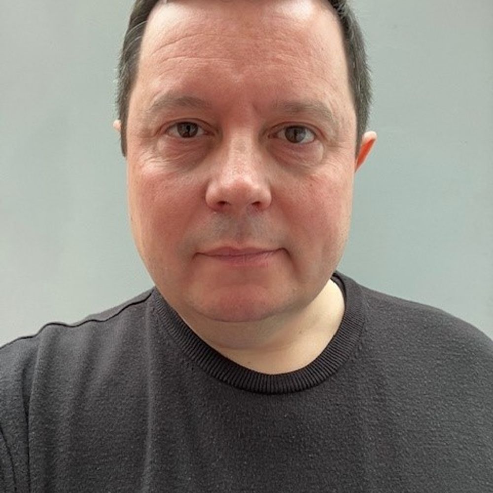 Lee Stott