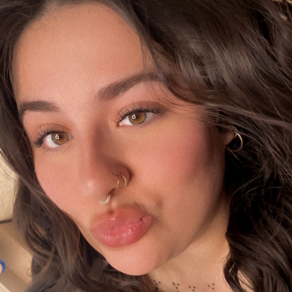 Mirella 🦋