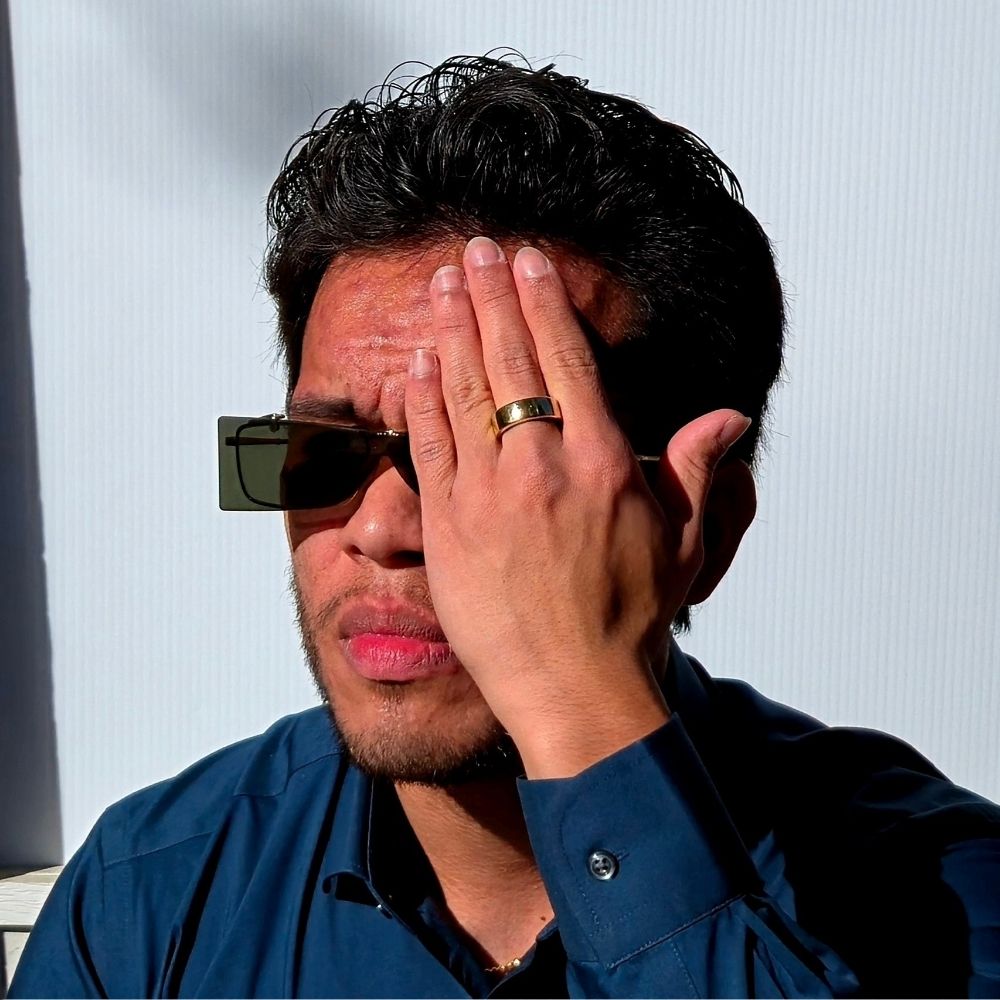 👁️