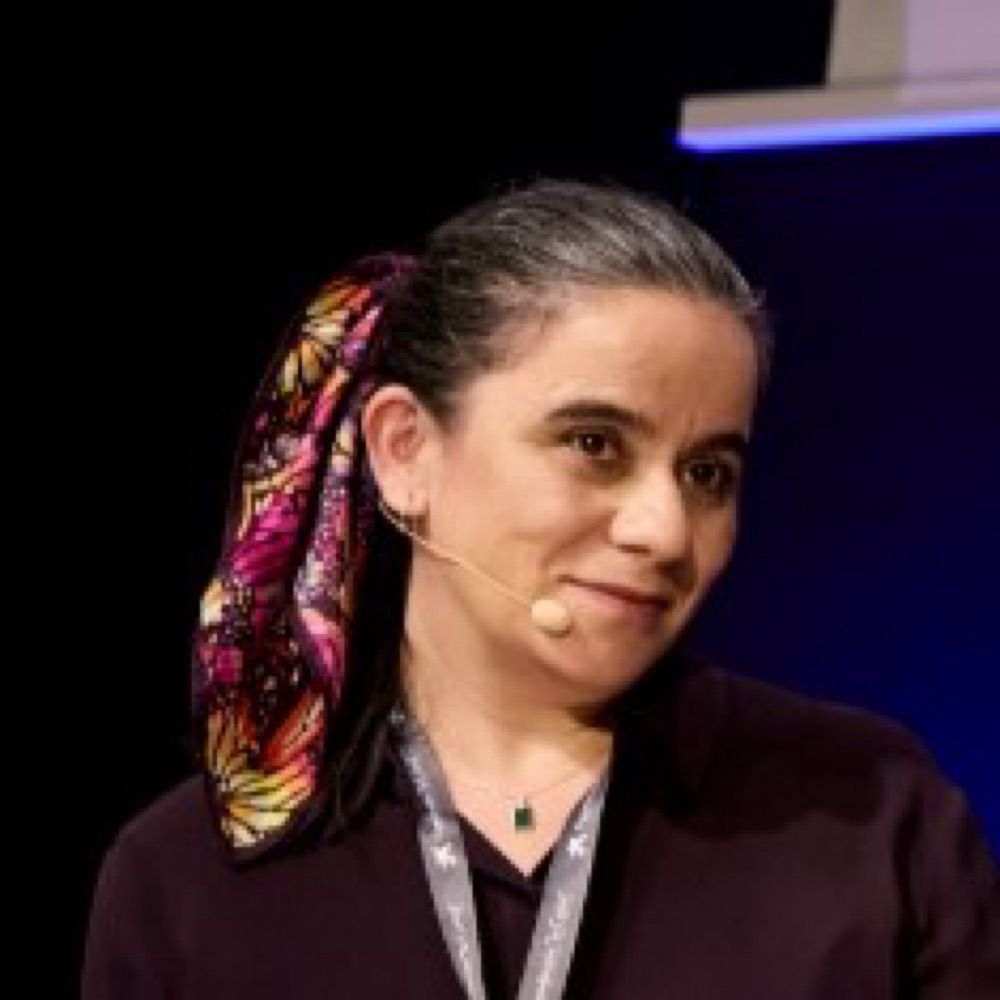 M. Caridad Araujo