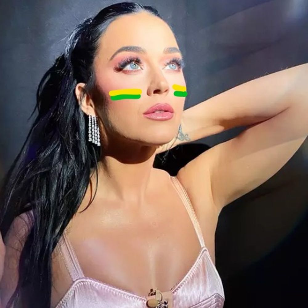 g 🦋