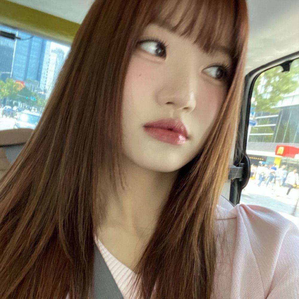 sage #1 illit & loona stan 🍉