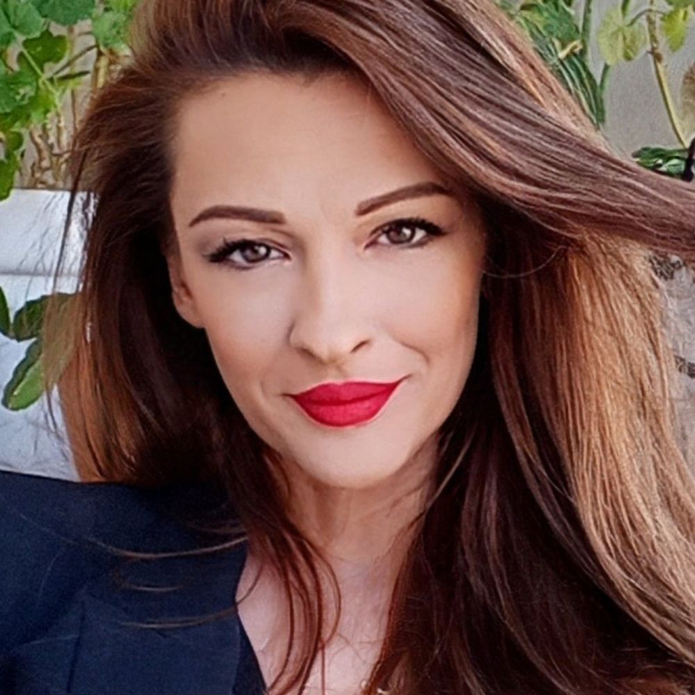 Zuhal KaradeniZ