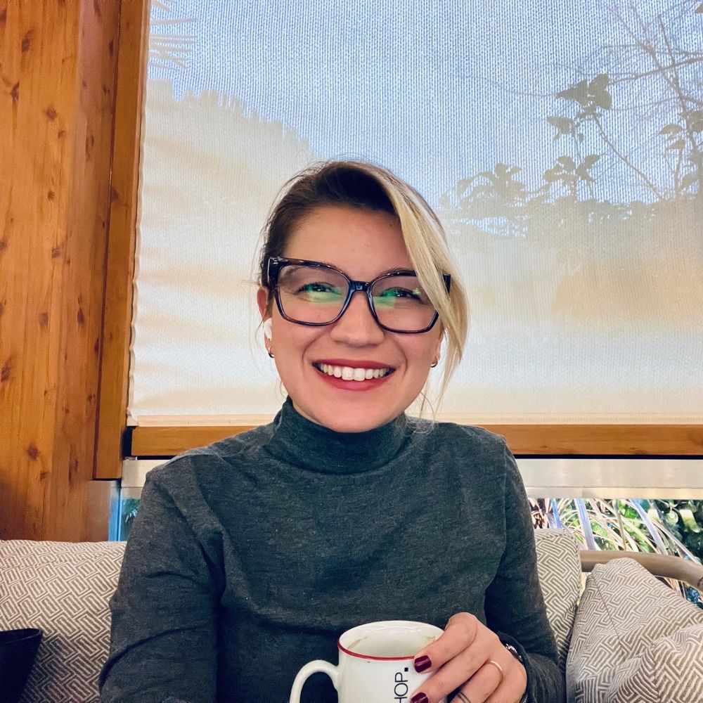 Azade Özaltun