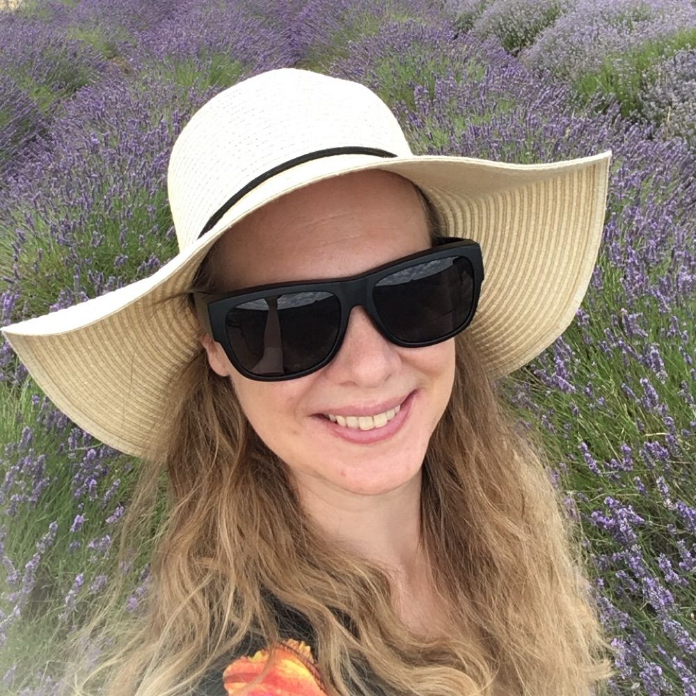 Dr Astrid Bernkopf