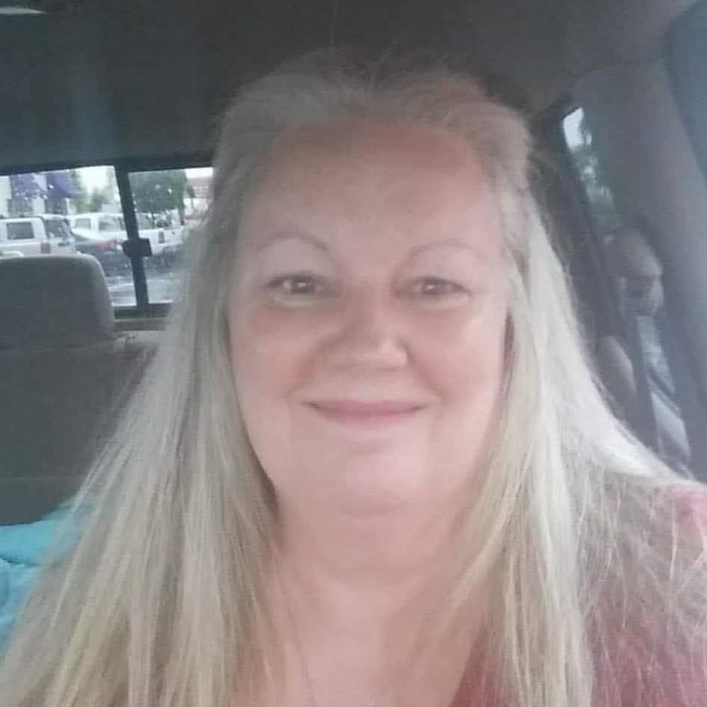 Lynn Saunders Avila