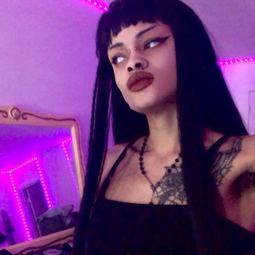 final grrrl 𓂀