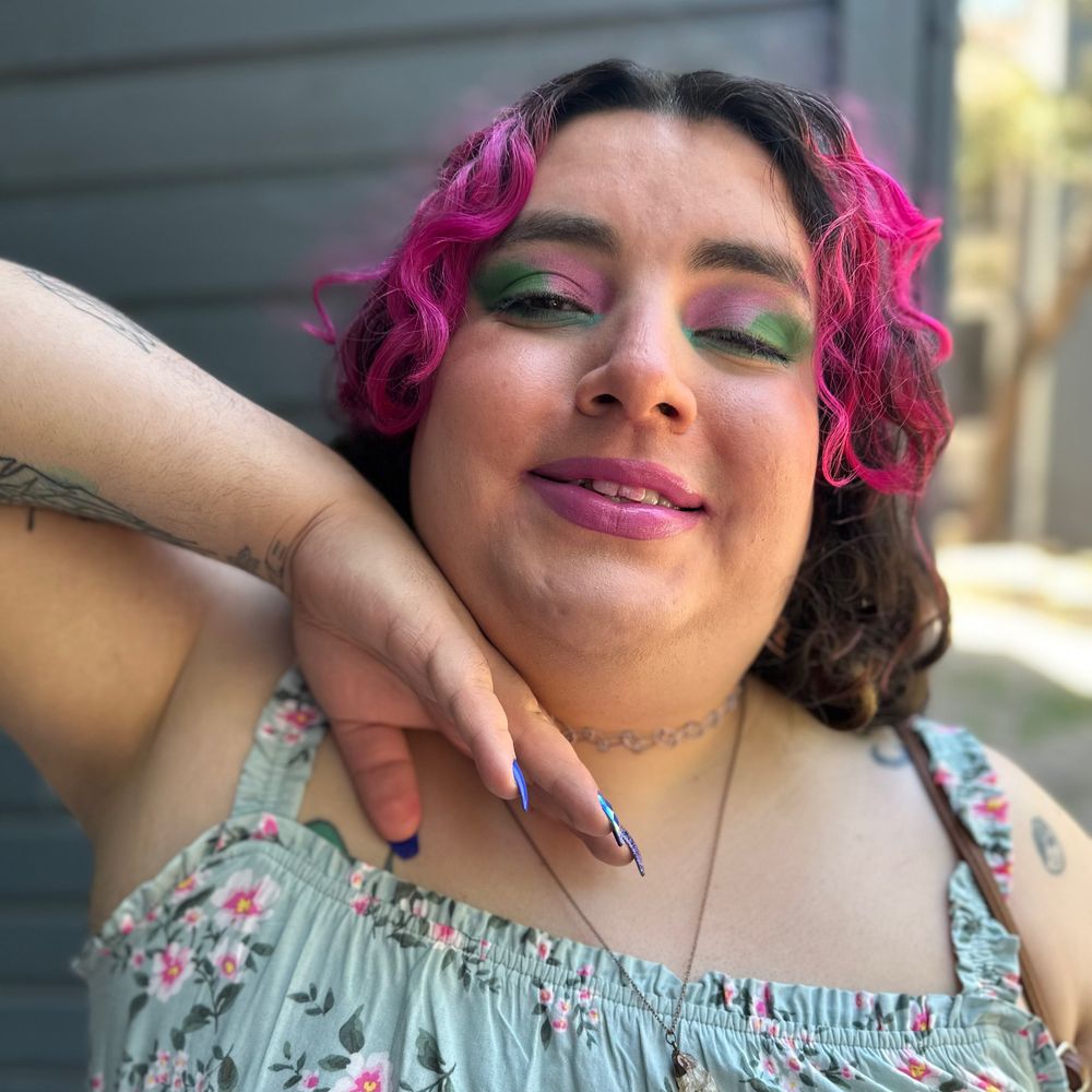 Trinity Kat (She/her) 🩵🩷🤍🏳️‍⚧️💅🏽