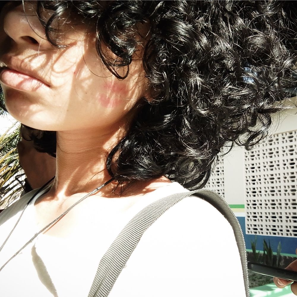 Yass ★