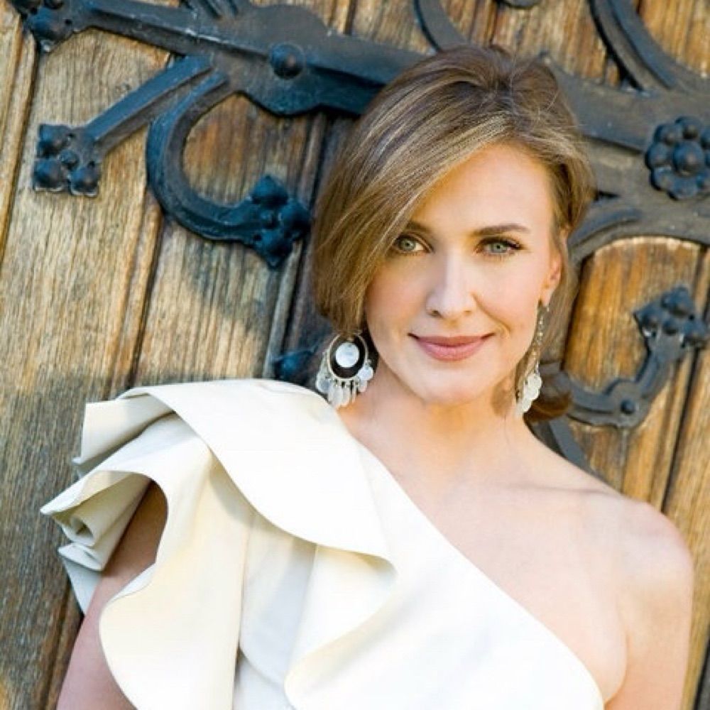Brenda Strong