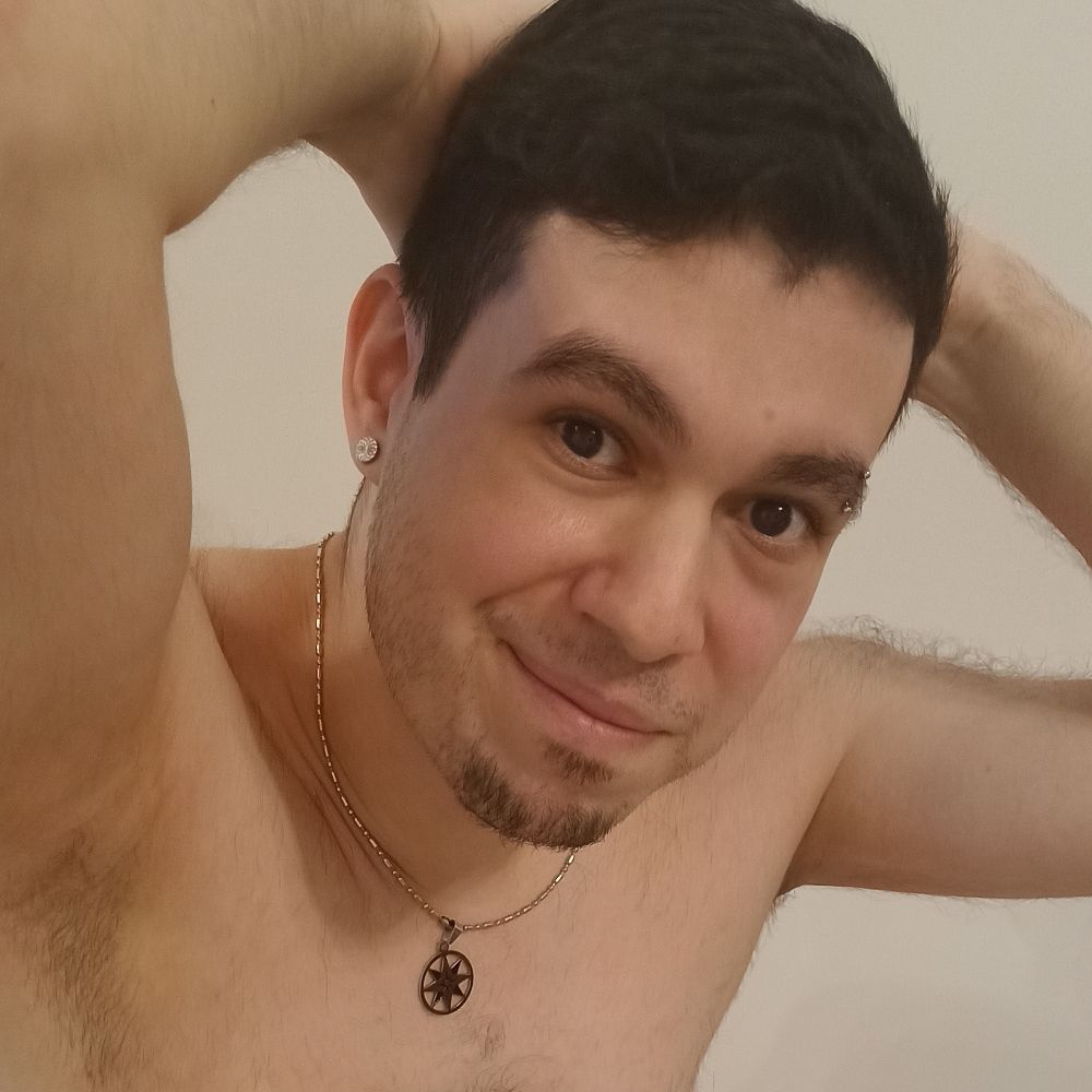 Friendly naked man of 27 years
