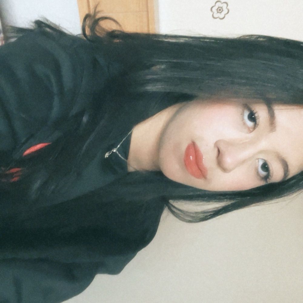 𝑳𝒂𝒓𝒊🧣🪩