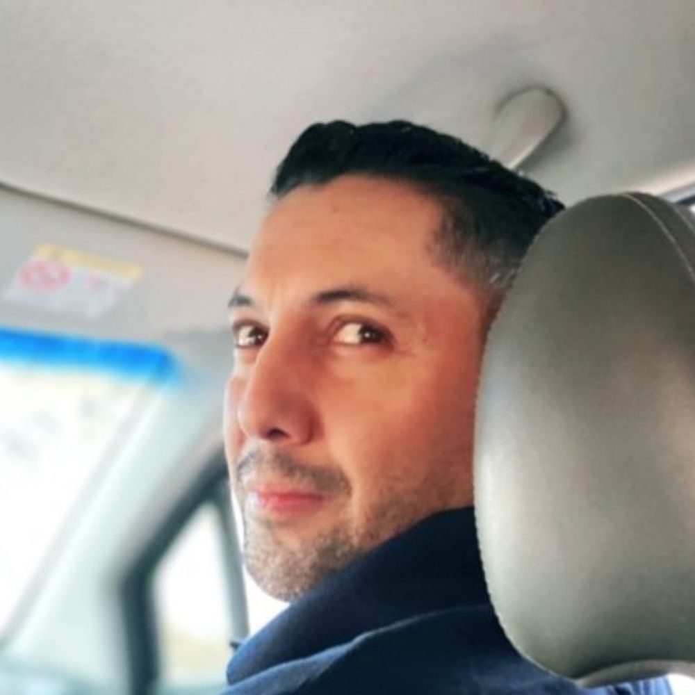 Angel Flores