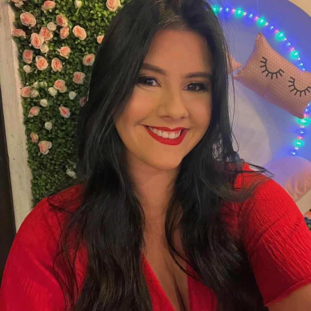 Isabele Carvalho 