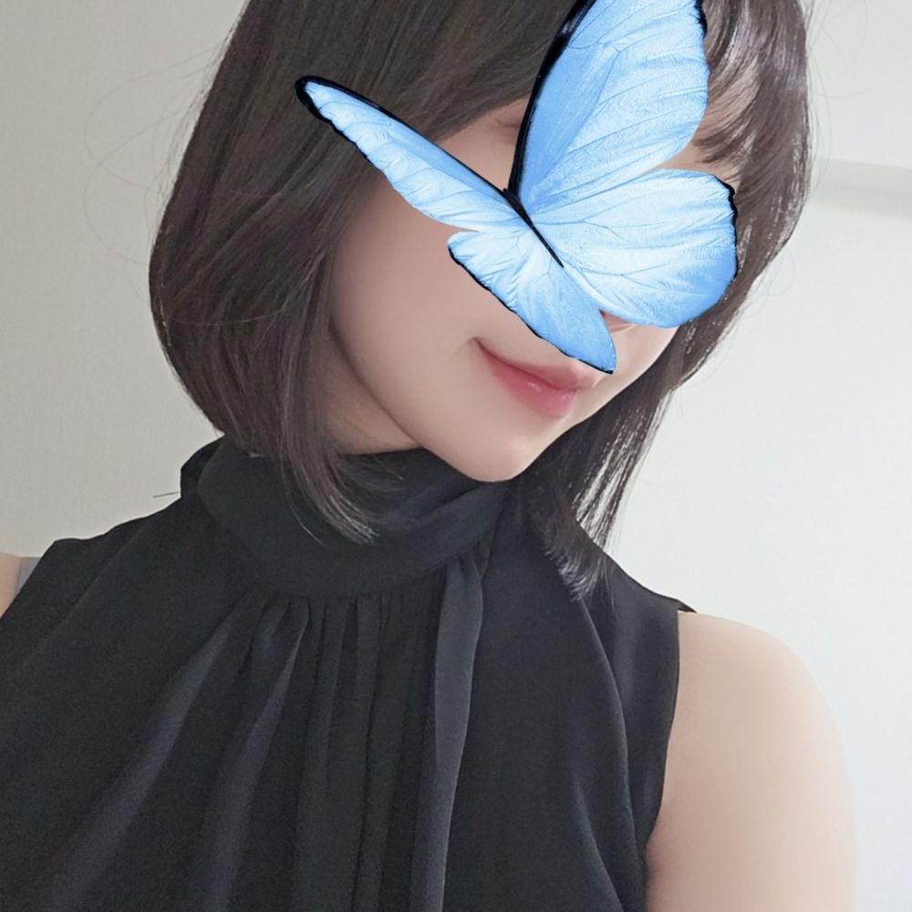 白間ゆあ