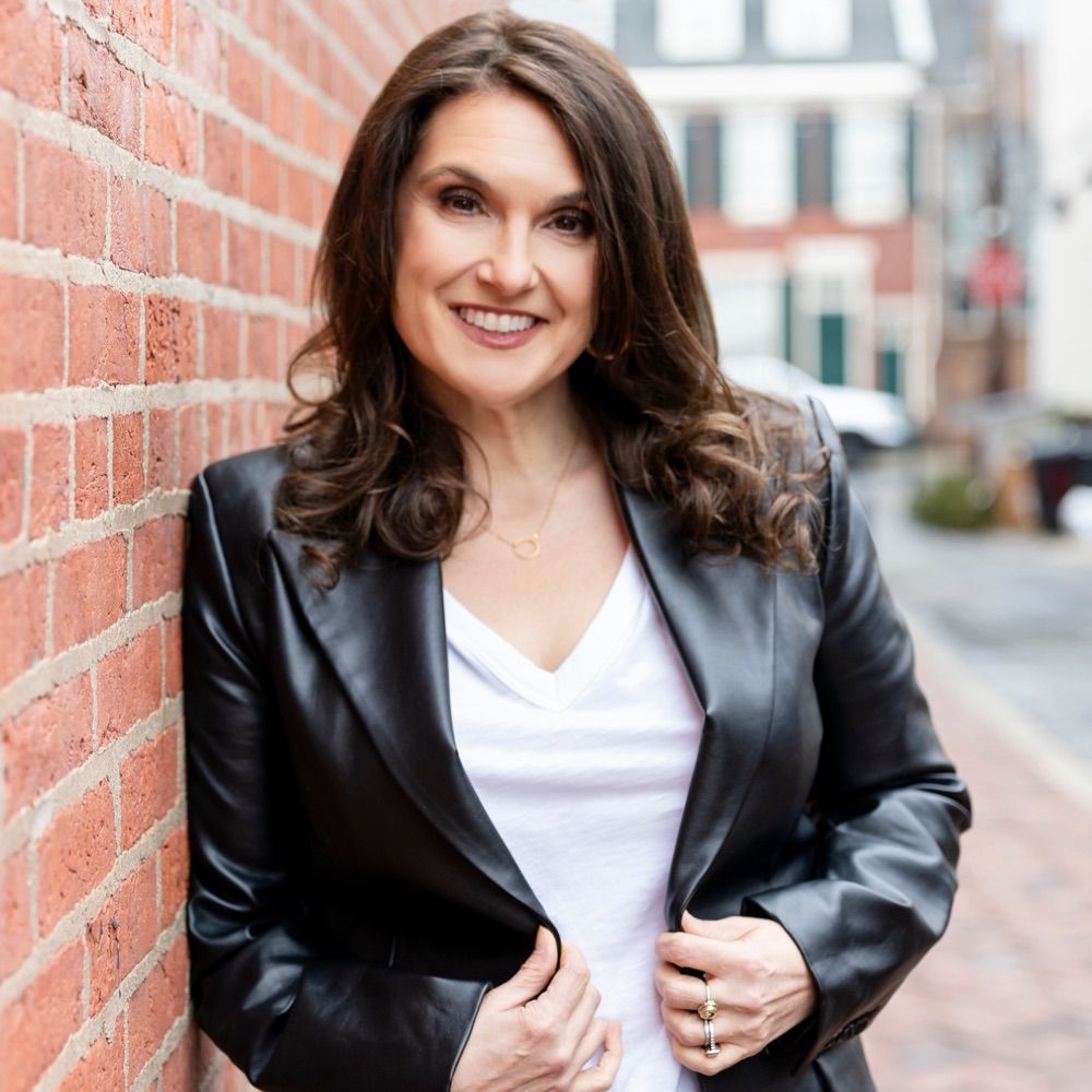 Dr Nicole Lipkin
