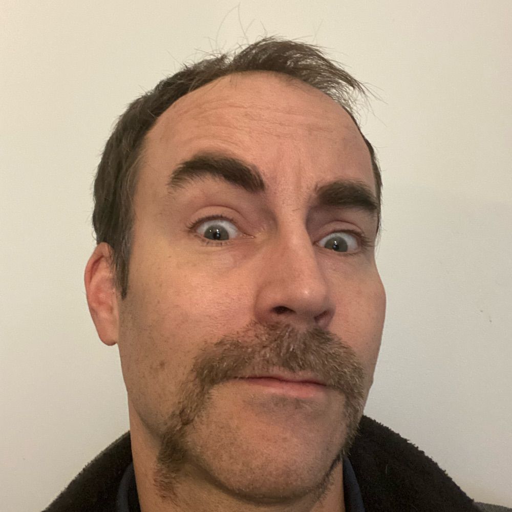 Dr Chris Trace