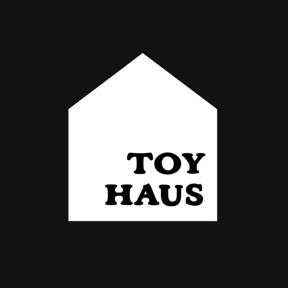 Profile picture toyhaus.bsky.social