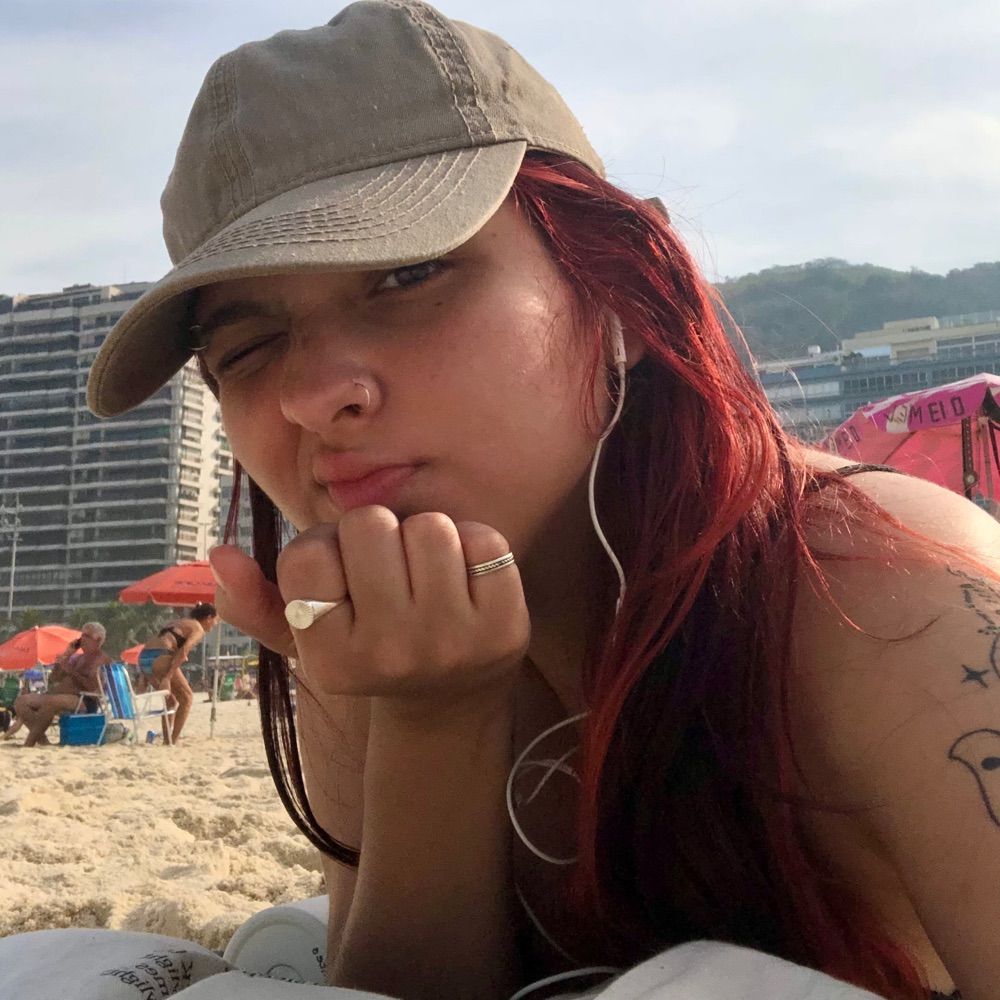 nena 🕷️