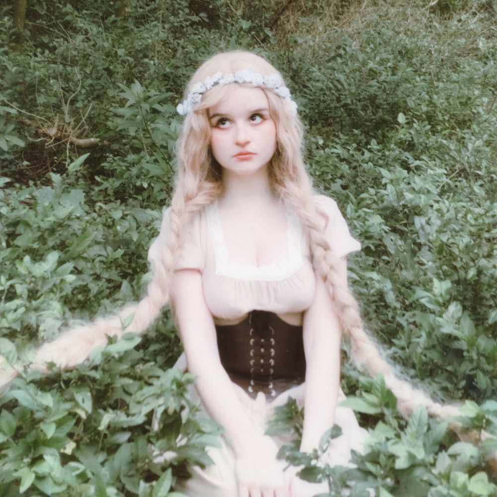 Wolfbird ~ Bella
