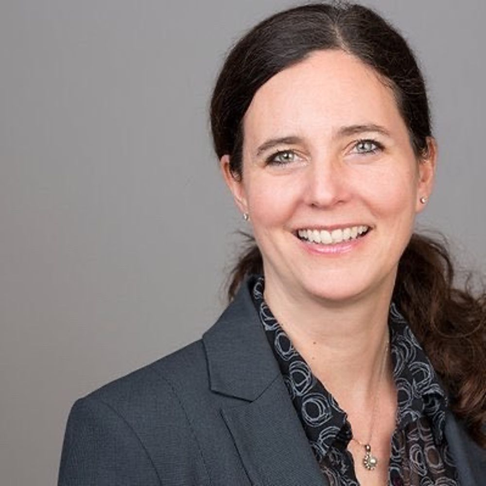 Anja Hofmann-Böllinghaus 