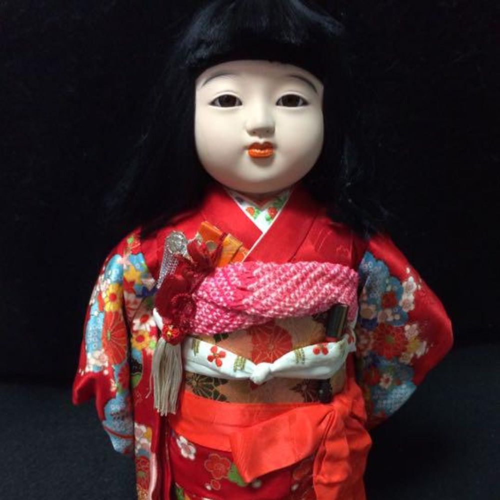 日本人形