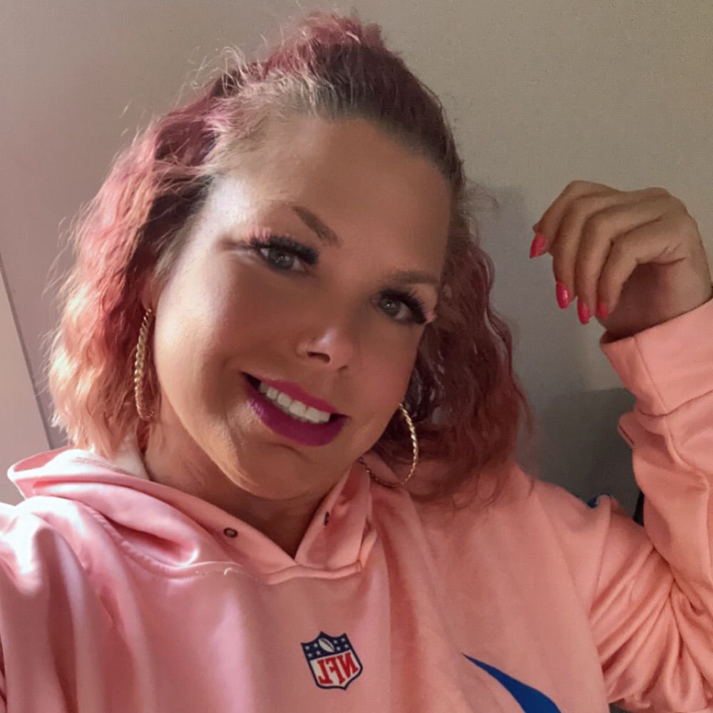 Nicki Pope