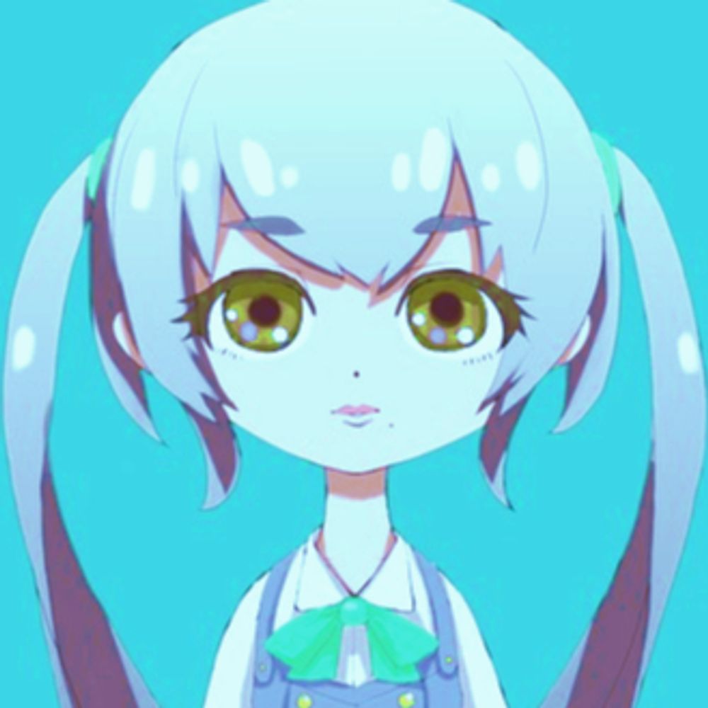 望月ろきゆ