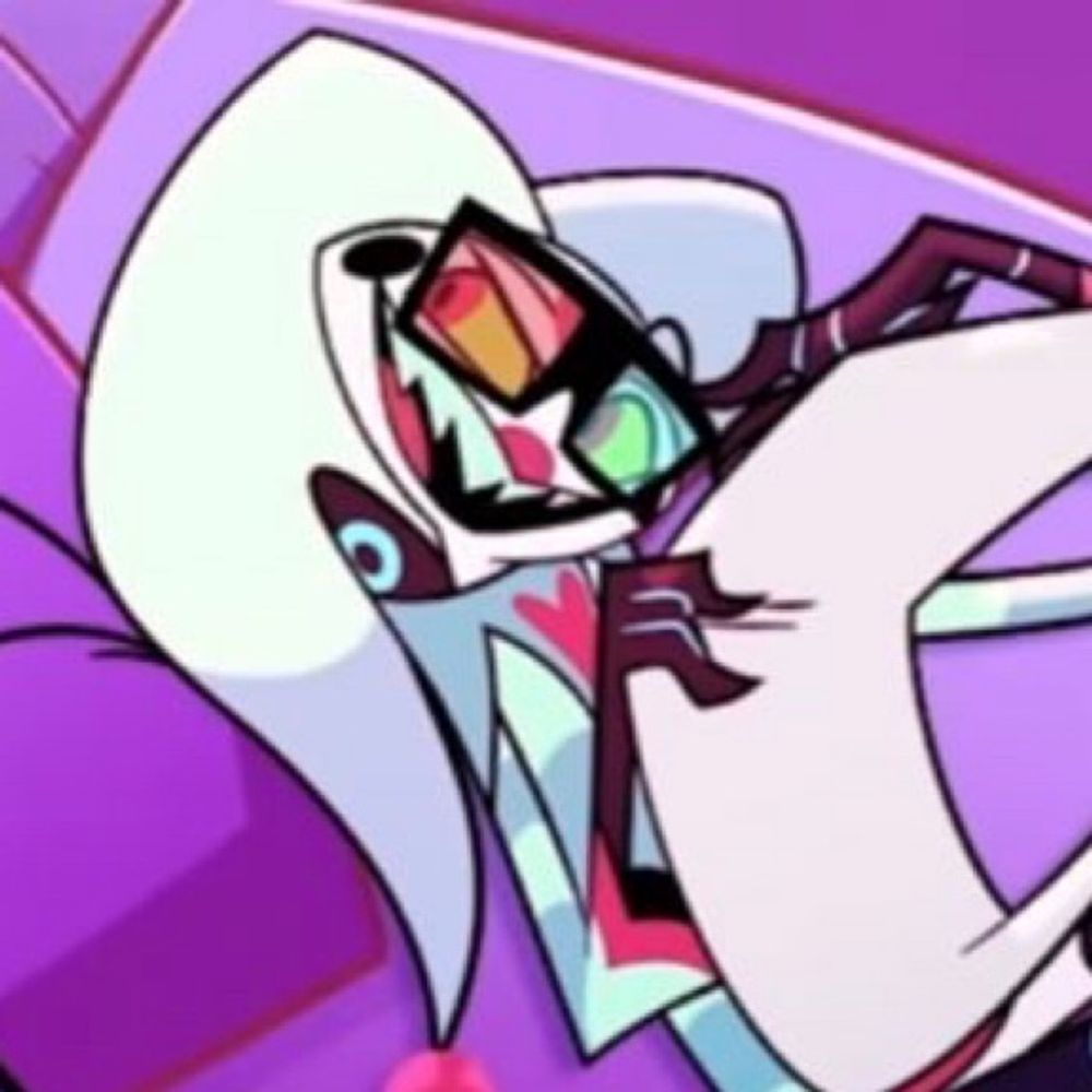 fizz’s eyeliner 