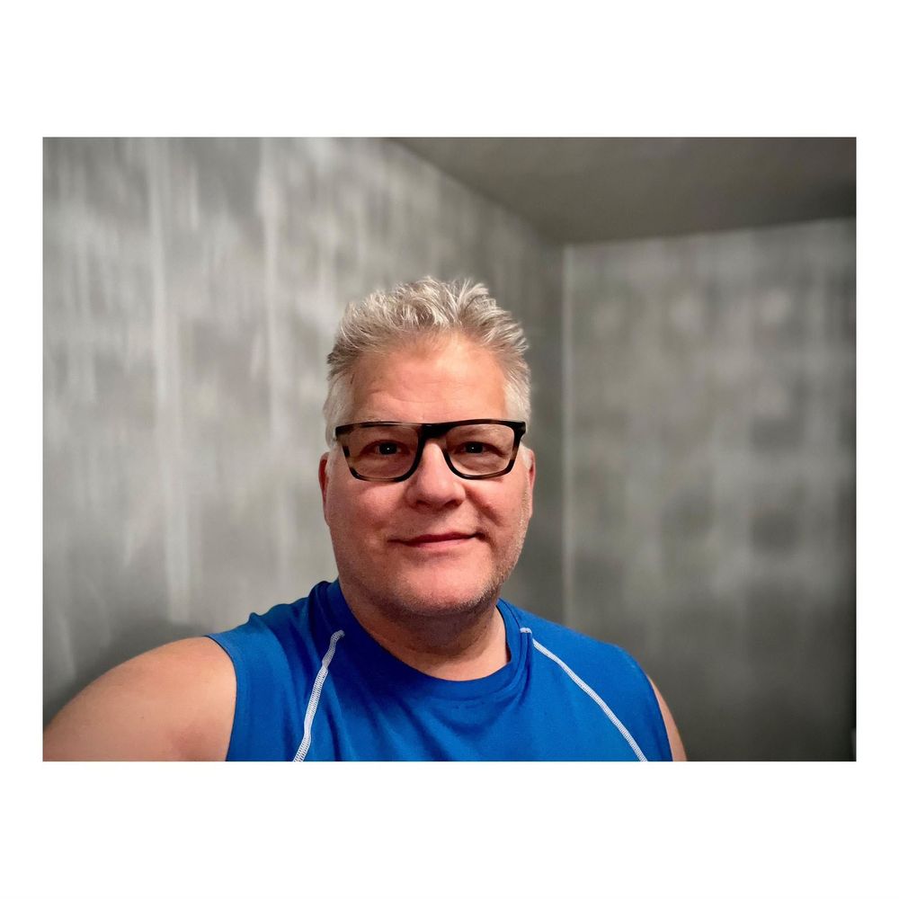 Daniel Kramer Photos