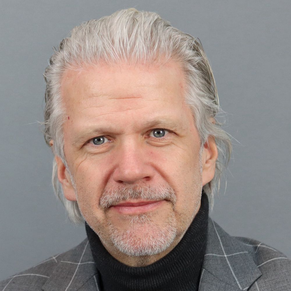 PETER-MICHAEL ZERNECHEL