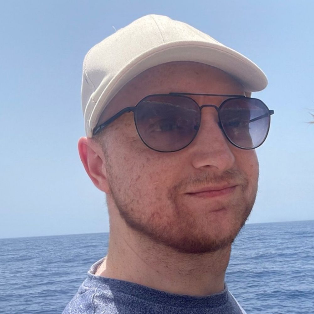 Tom