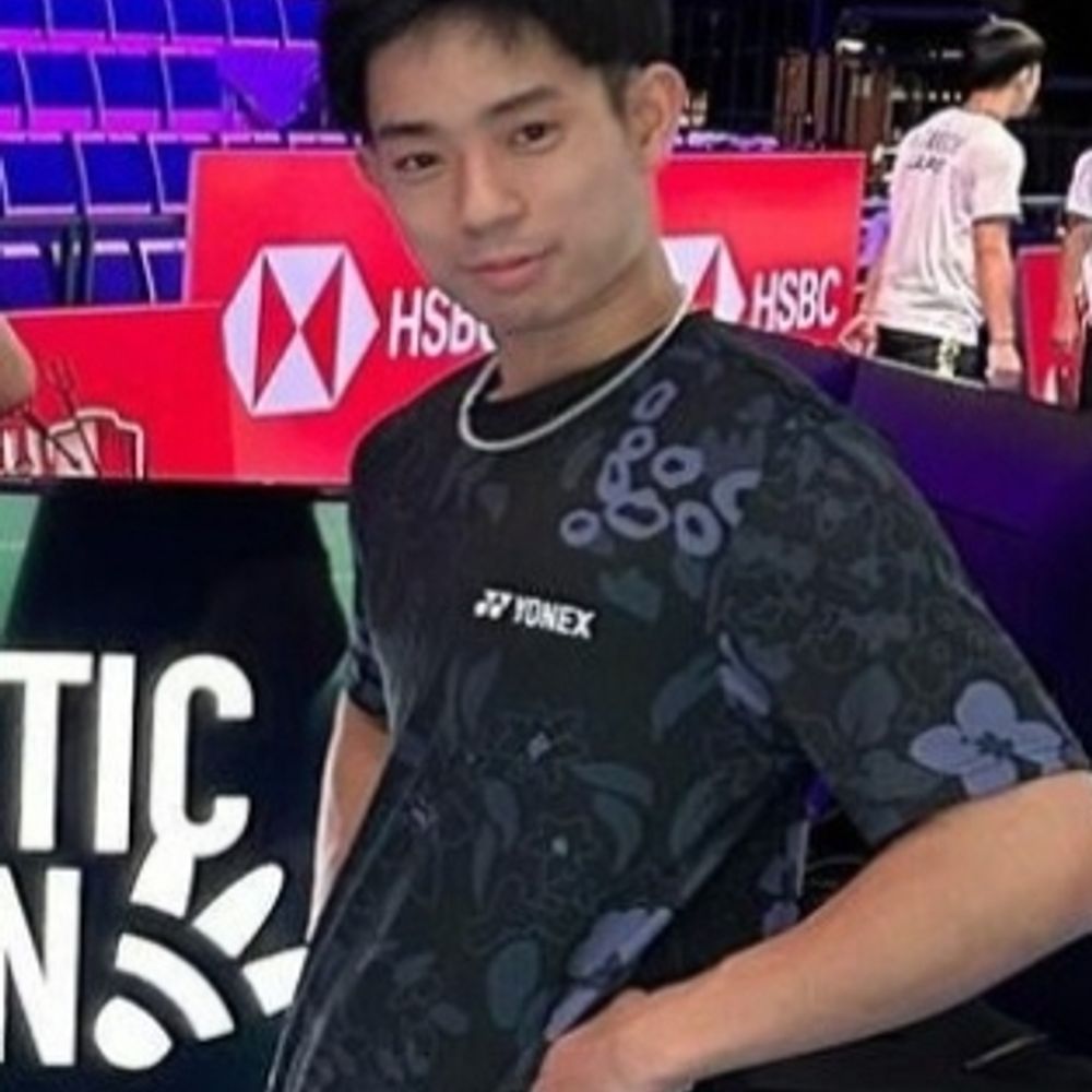 Ay 🏸