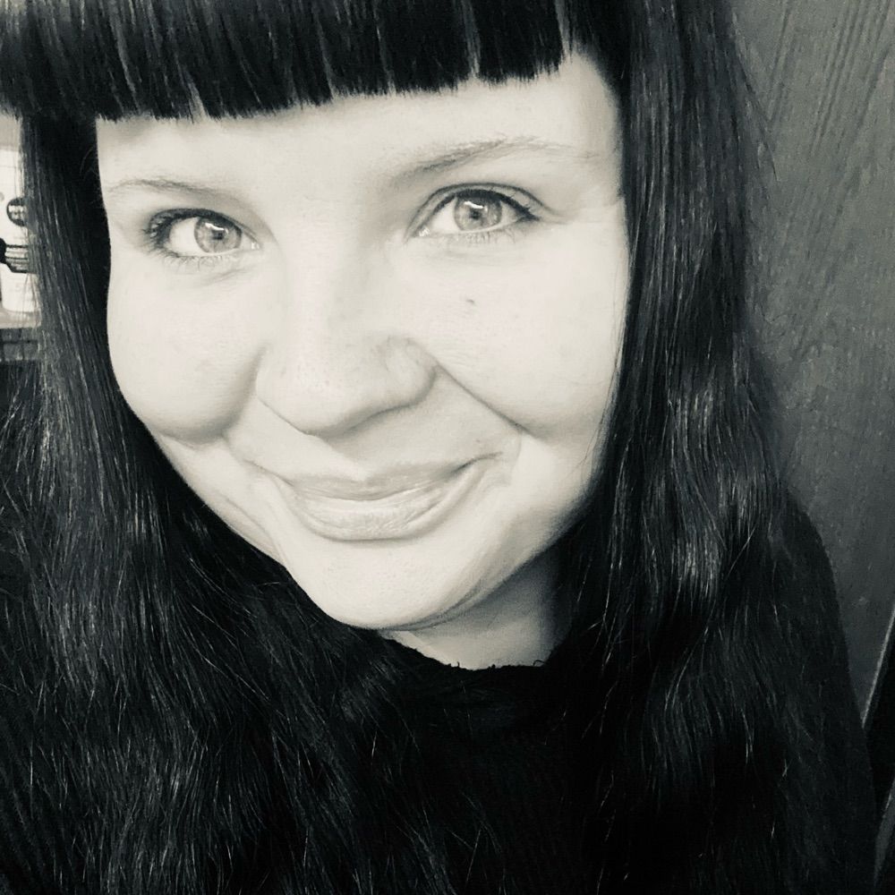 Katharina.Kunterschwarz