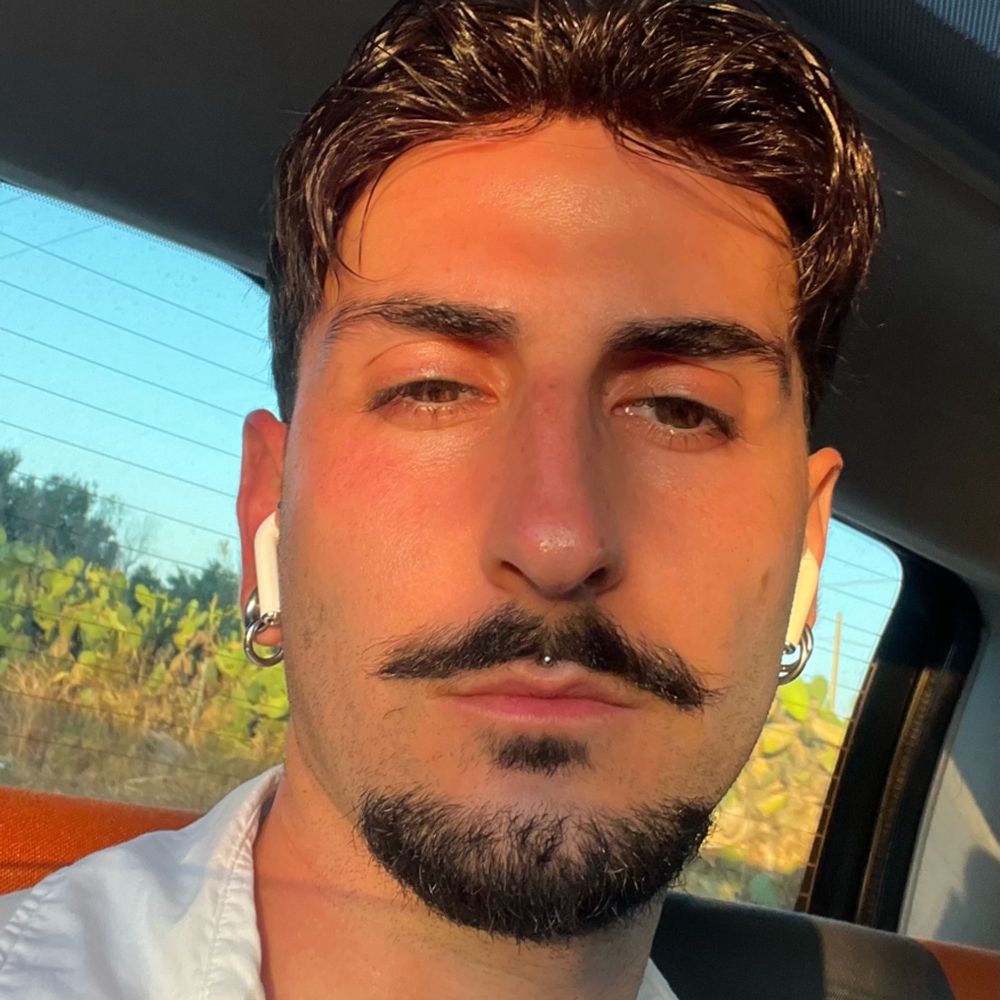 GM