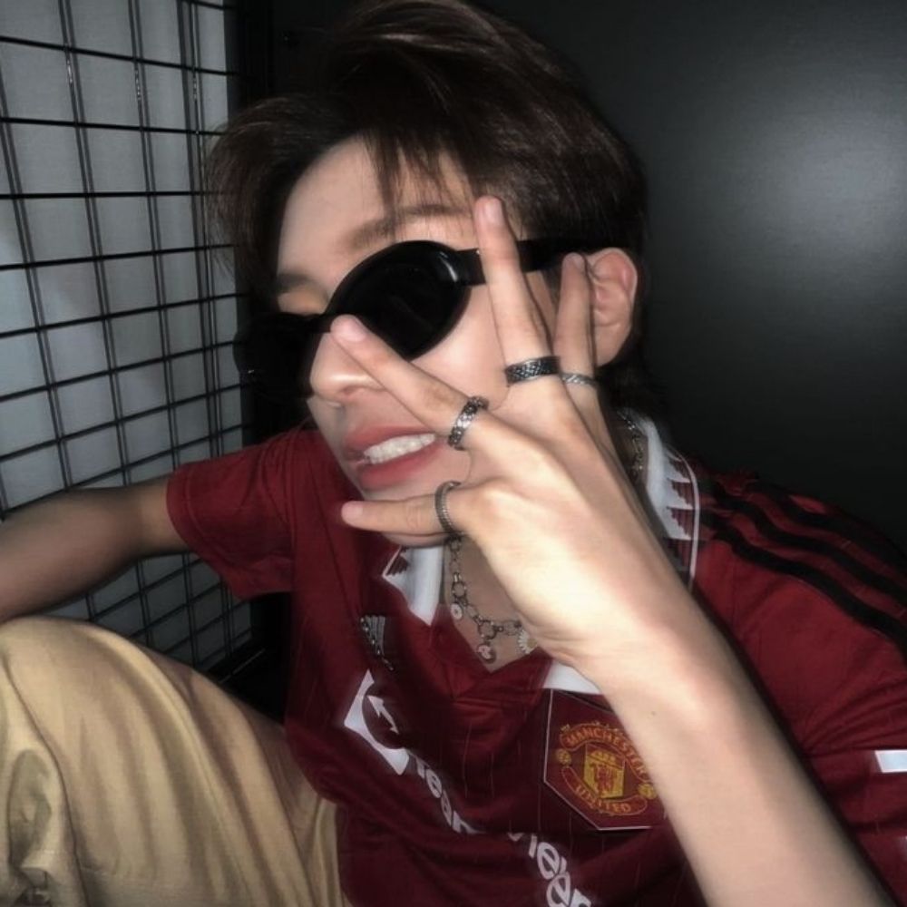 ♱ . 𝐇𝐎𝐍 ⌗ .🍁 ˊˎ-